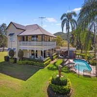 'Brooyar Station Homestead' 500 acres with direct creek frontage